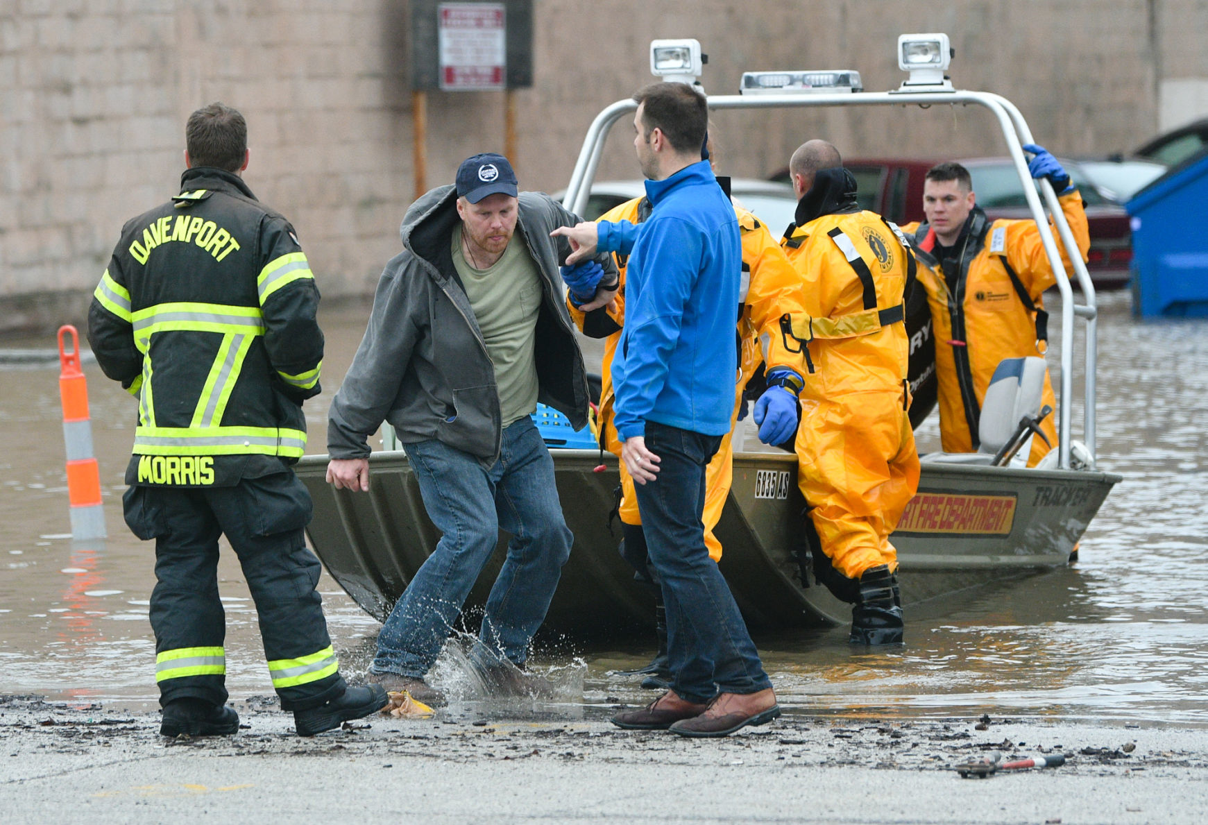050119-mda-nws-flooding-mm-040a.JPG